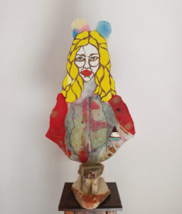 Goddess. Ceramic mosaic, painting, resin, collage, marble. Cm 73x38x31. 2018